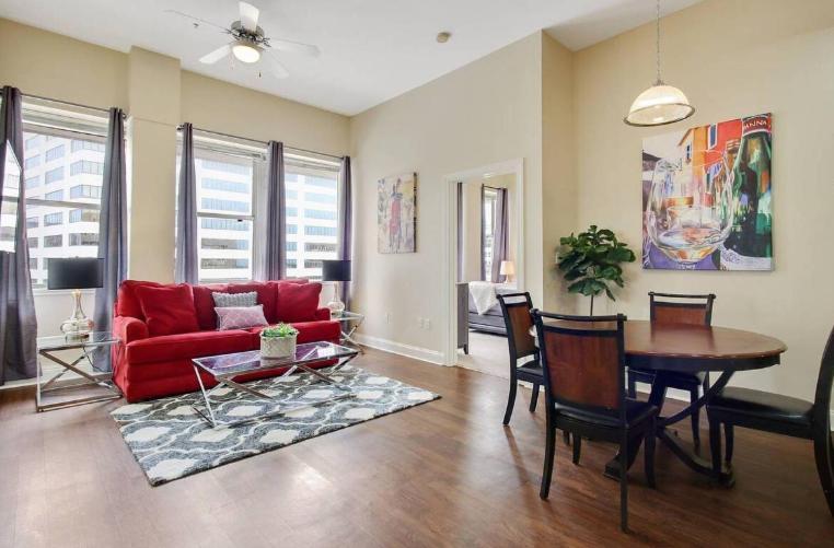 Amazing Condos Beautiful View 2 Blocks To French Quarter, Small Rooftop Pool, Gym, Seanger Theater, Super Dome, And Bourbon St Nueva Orleans Exterior foto