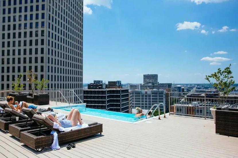 Amazing Condos Beautiful View 2 Blocks To French Quarter, Small Rooftop Pool, Gym, Seanger Theater, Super Dome, And Bourbon St Nueva Orleans Exterior foto