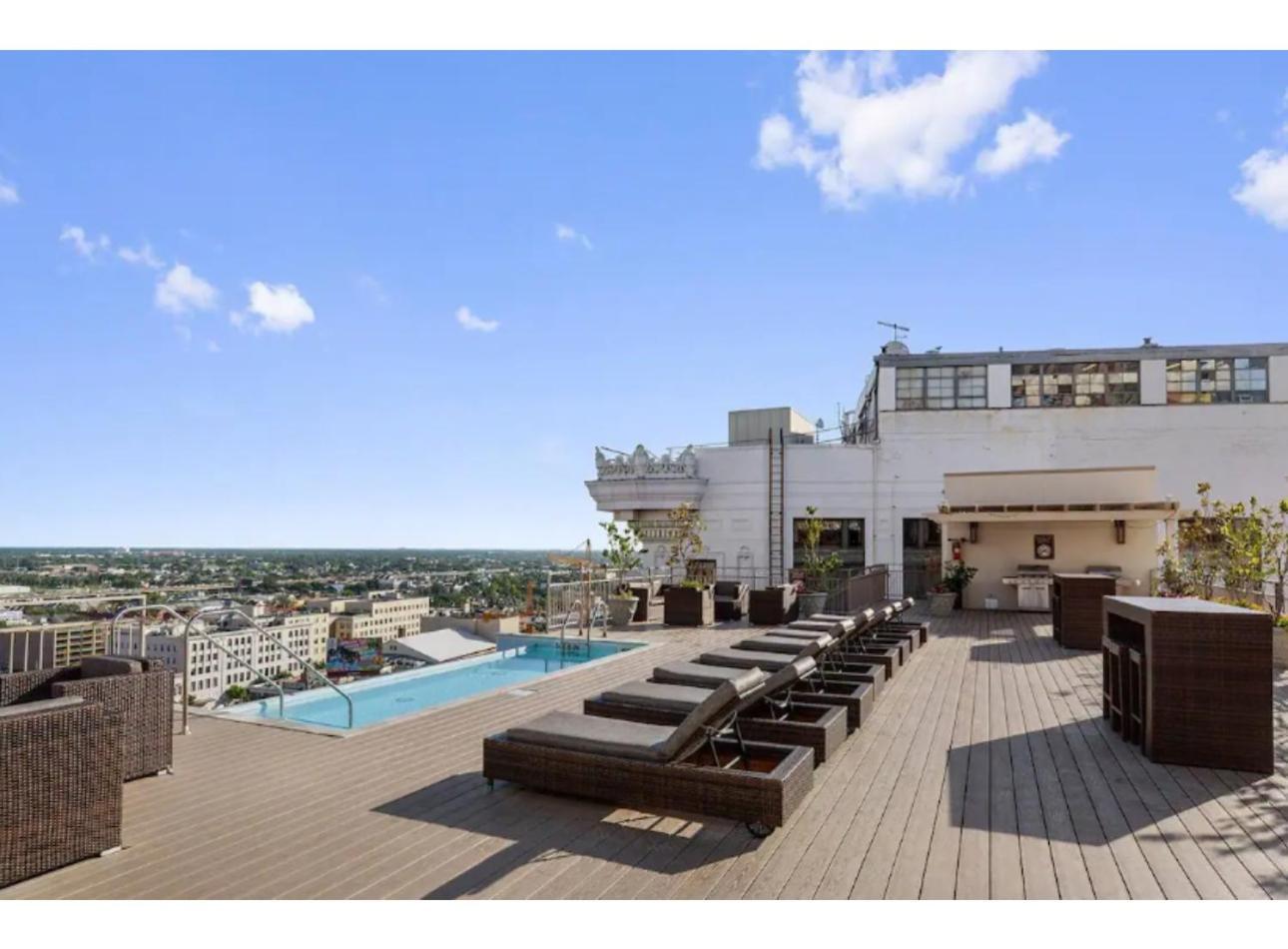 Amazing Condos Beautiful View 2 Blocks To French Quarter, Small Rooftop Pool, Gym, Seanger Theater, Super Dome, And Bourbon St Nueva Orleans Exterior foto